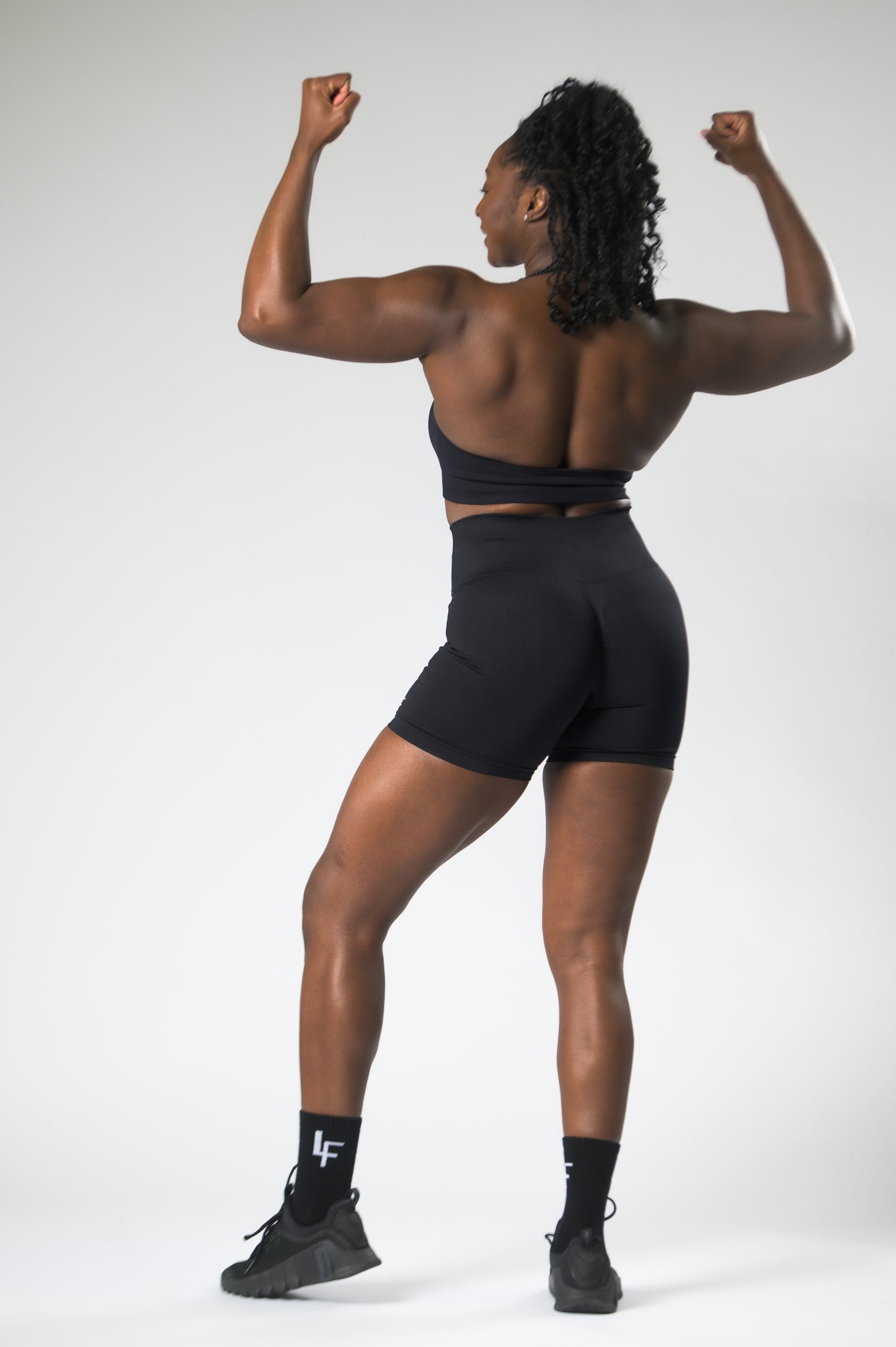 Form Halter Seamless Sports Bra